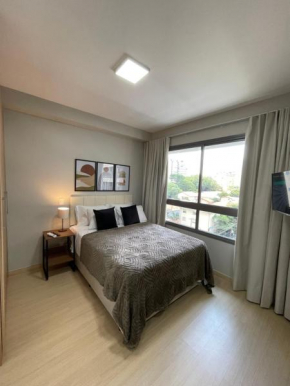 Studio com piscina a 6 min a pé do Metrô Fradique Coutinho